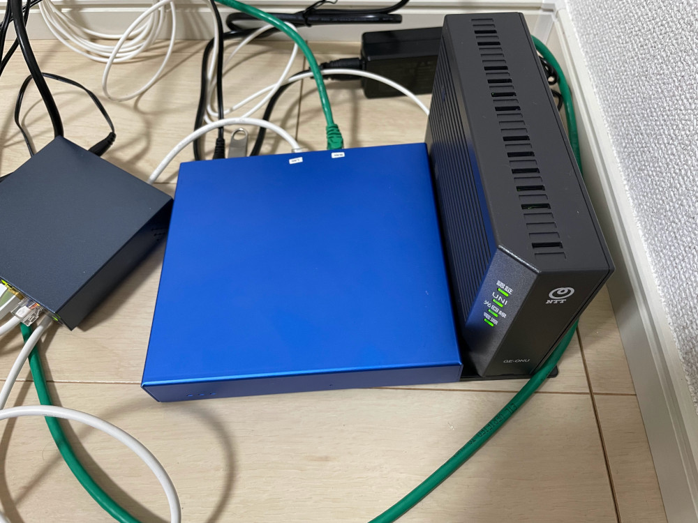 picture of APU2 and ONU